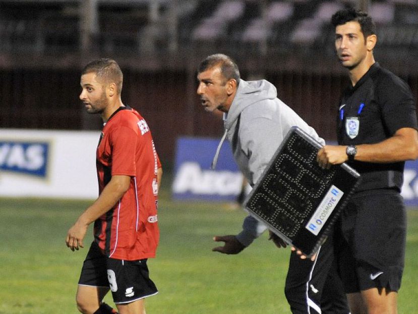 Συζητήσεις με Καλλιθέα
