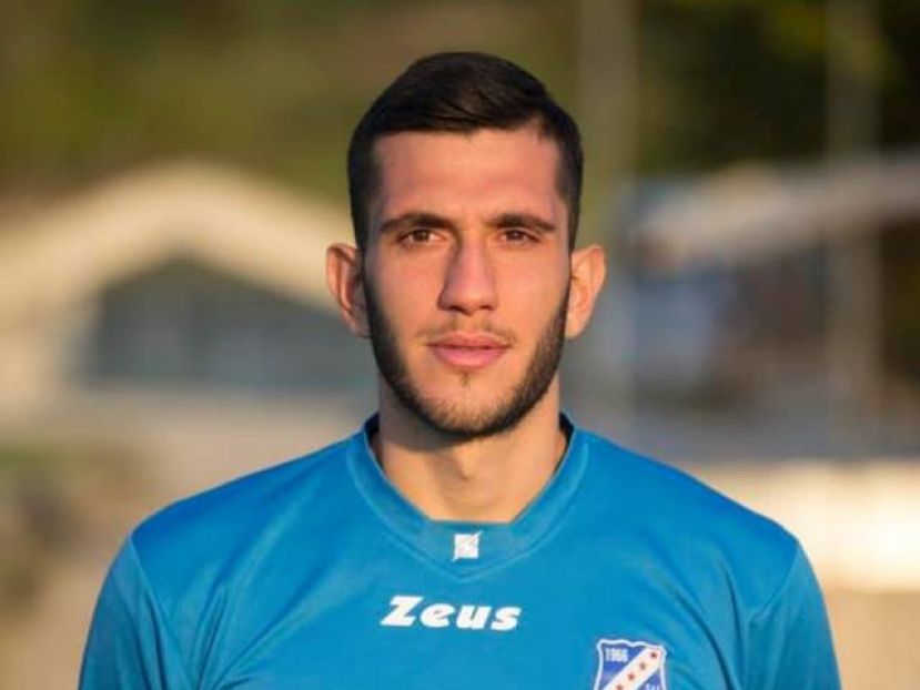 Τρεις ανανεώσεις στο Ελ Πάσο