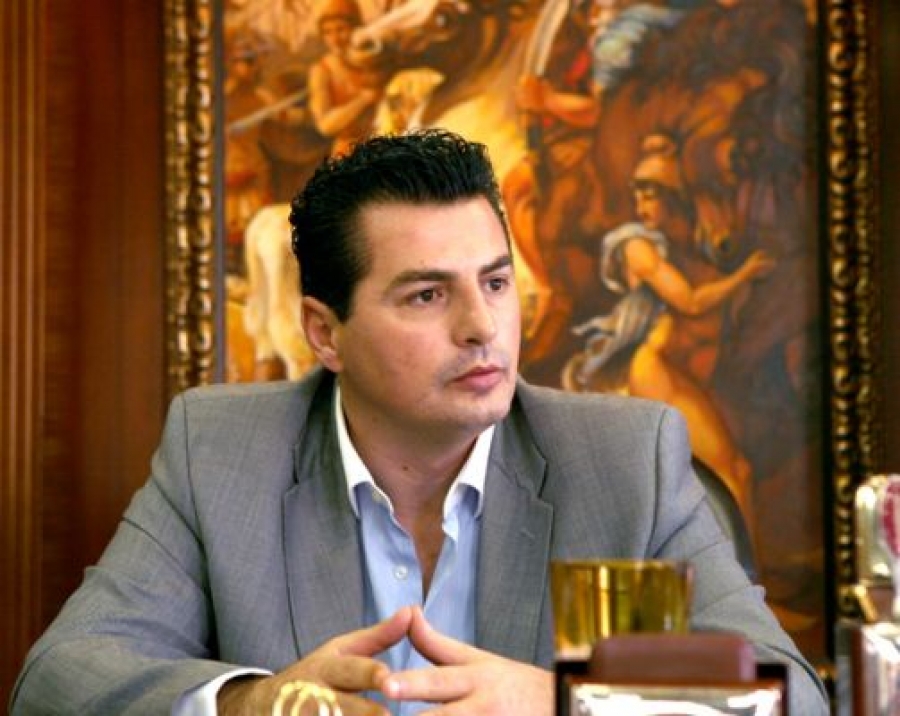 «Να μας βλέπει η Ελλάδα ενωμένους»