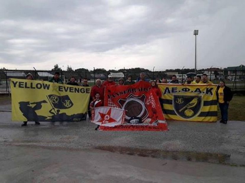 «Λαός με ήθος και αξιοπρέπεια»