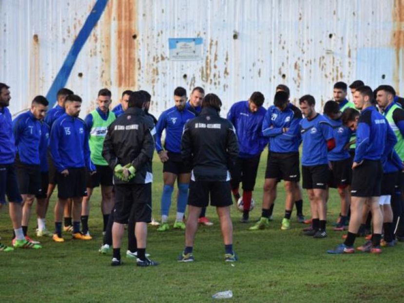 Εκτός ο Σελινιωτάκης