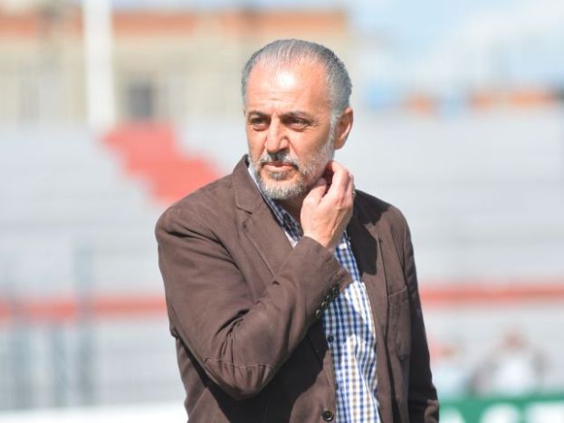 «Θα πάρουμε κανονικό προπονητή»