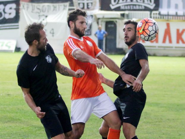 Φιλική νίκη με τους Νέους
