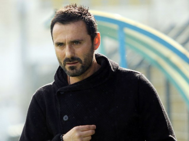 Γουόρντεν από… Δευτέρα
