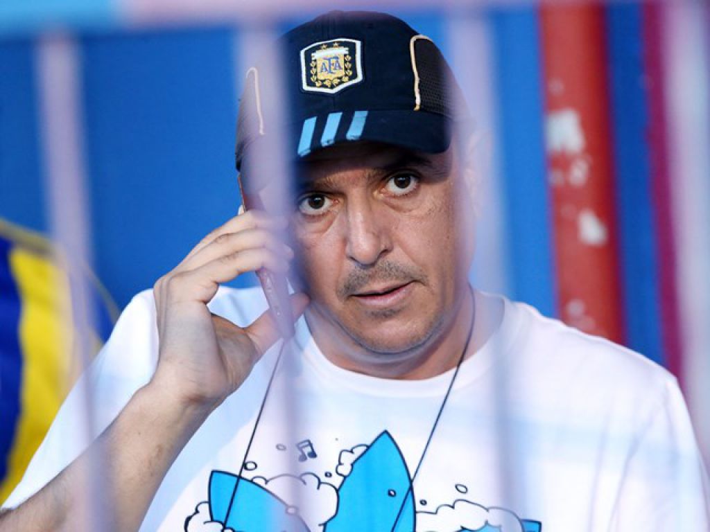 «Όλοι με όλους»