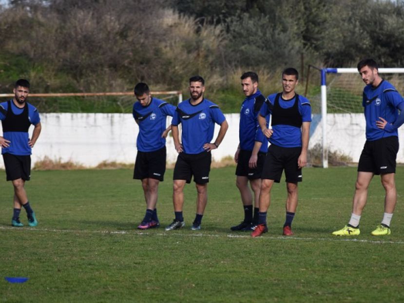 Προετοιμάζεται πλήρης