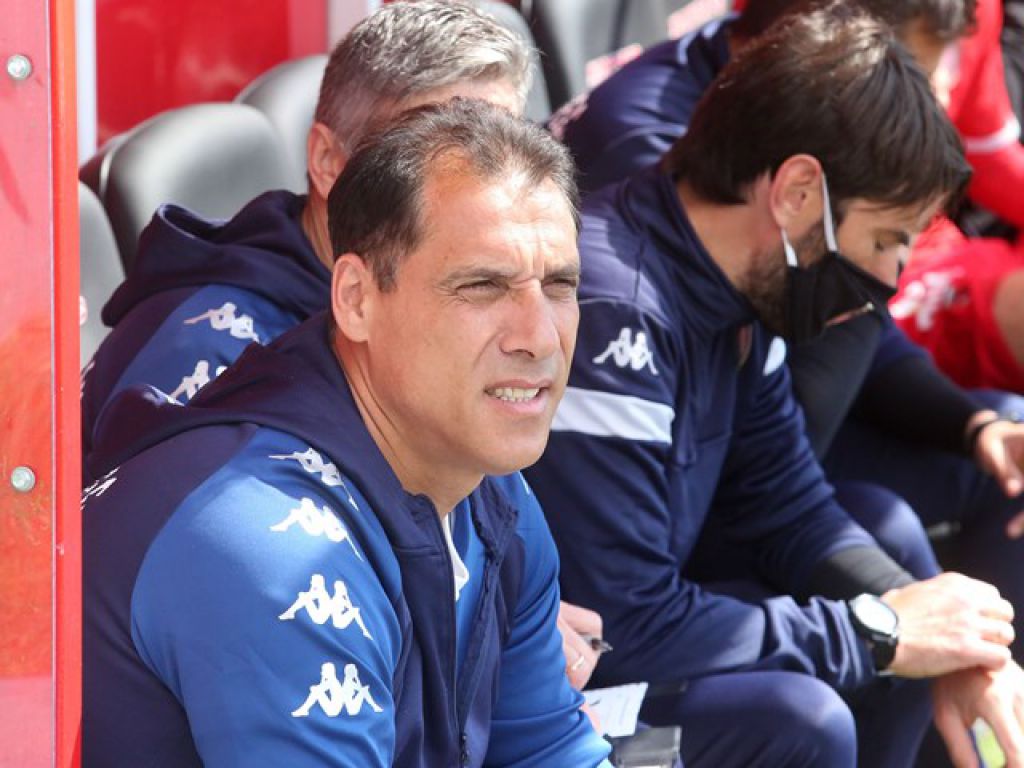 Καραπίτσος: «Απαράδεκτοι»