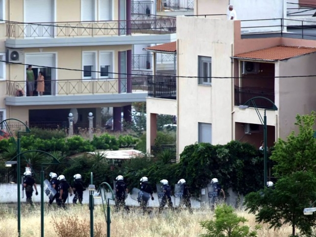 Οκτώ συλλήψεις στο Βόλο