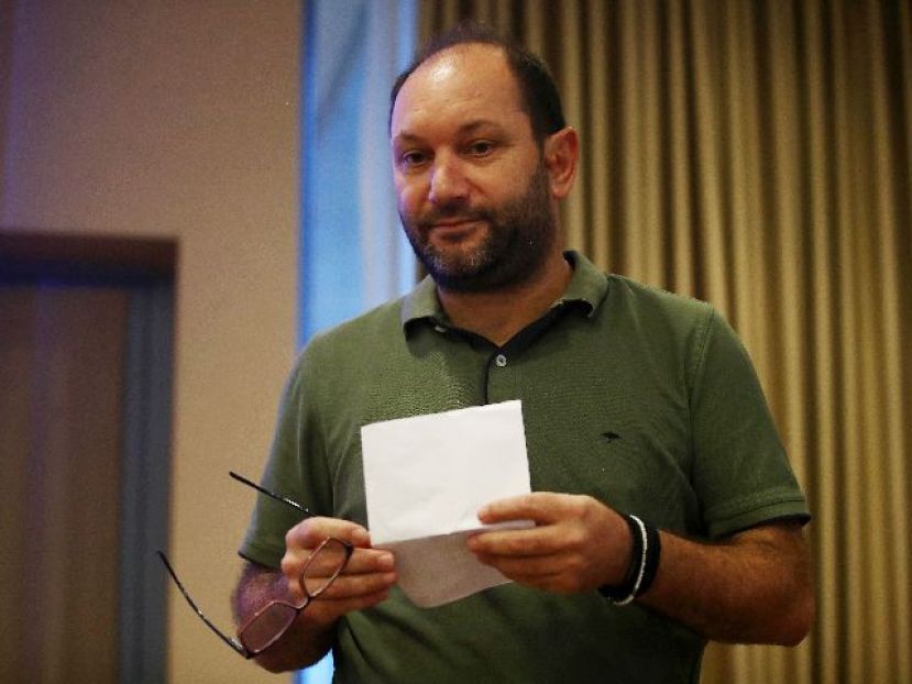 «Μείωση αν υπάρξουν αποχωρήσεις…»