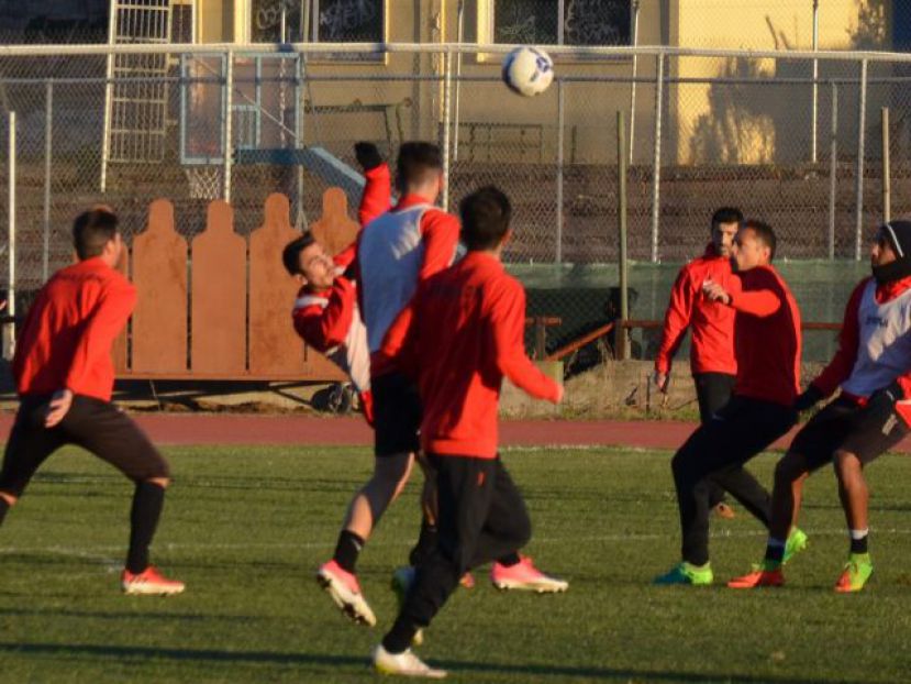 Δούλεψαν στις αδυναμίες