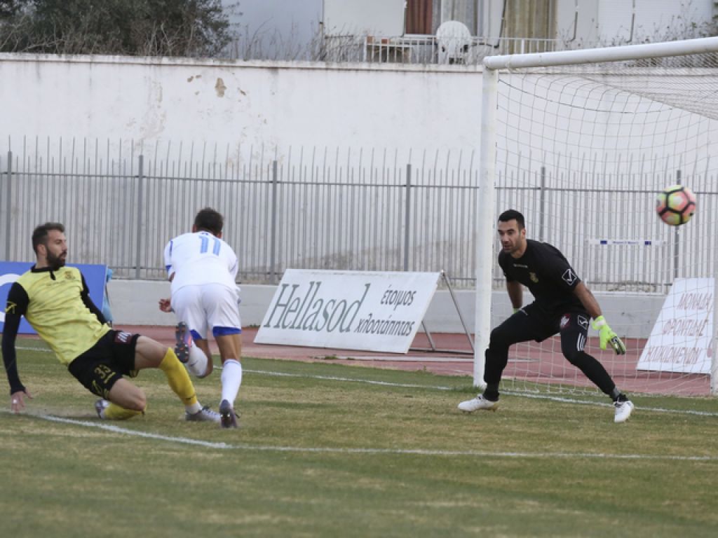 Τους καθήλωσε ο χιονιάς