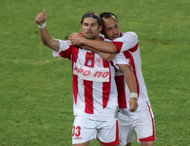 Ψάχνει σταθερότητα