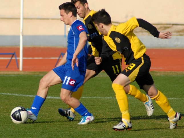 Πιθανή αποχώρηση Μπούγια
