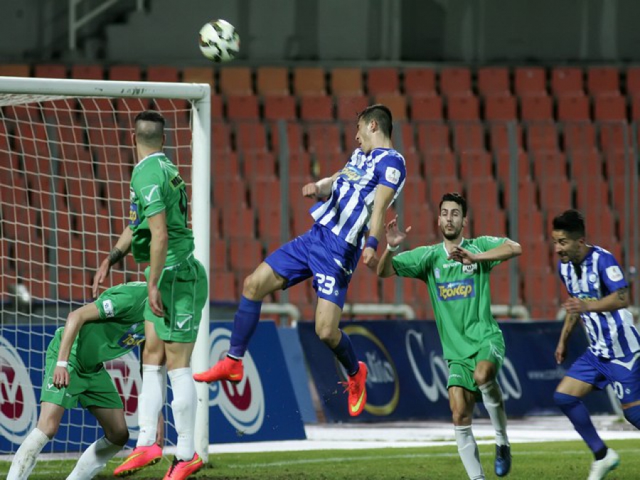Επιστρέφουν Τσιάρας, Λαμπάκης