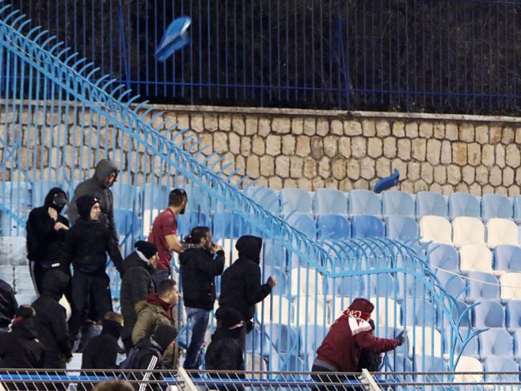 Φωτοβολίδα… ευθείας βολής