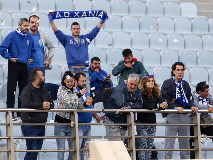 «Σέντρα εδώ και τώρα»