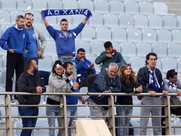«Σέντρα εδώ και τώρα»