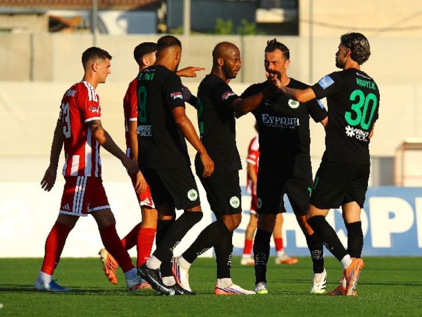 Πάρτι πρώην Ερυθρόλευκων στον Ρέντη