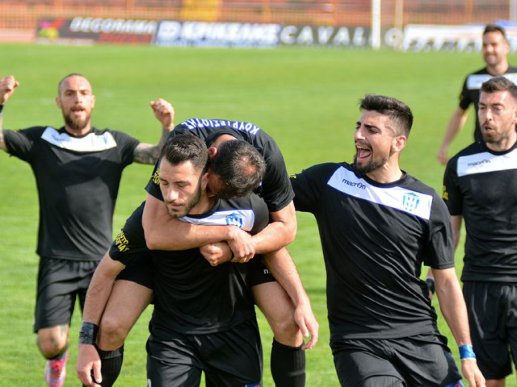 «Μας κορόιδευαν…»