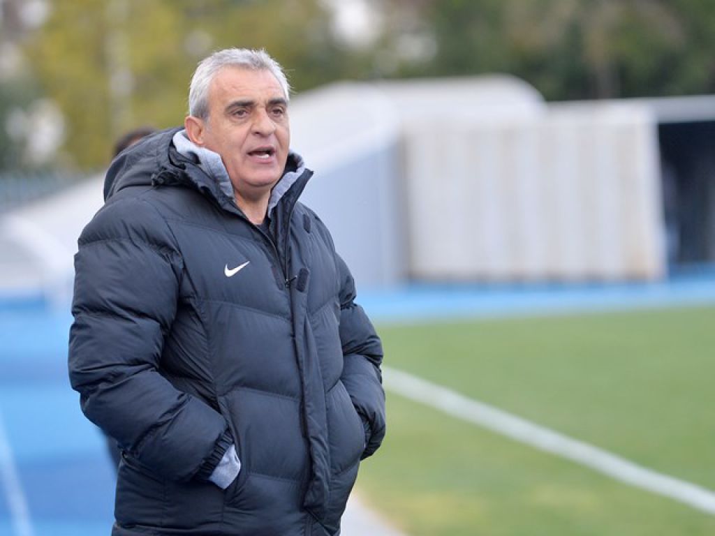 Ξύλο στον Κουρμπανά!