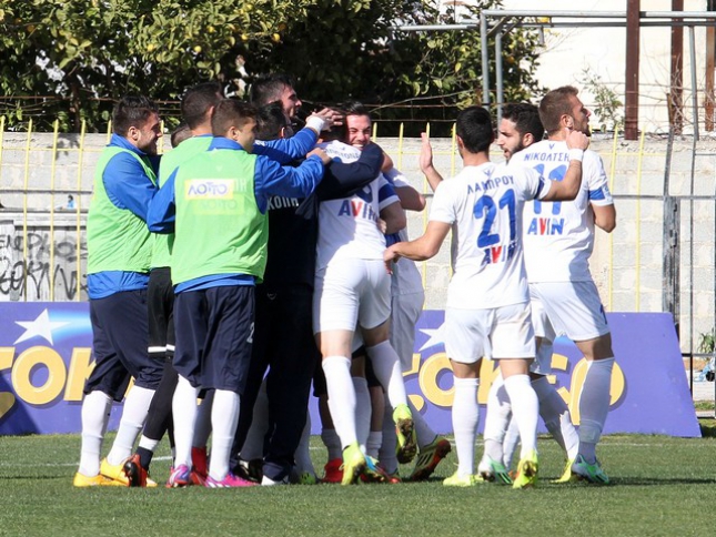Δείπνο συσπείρωσης στην Επισκοπή