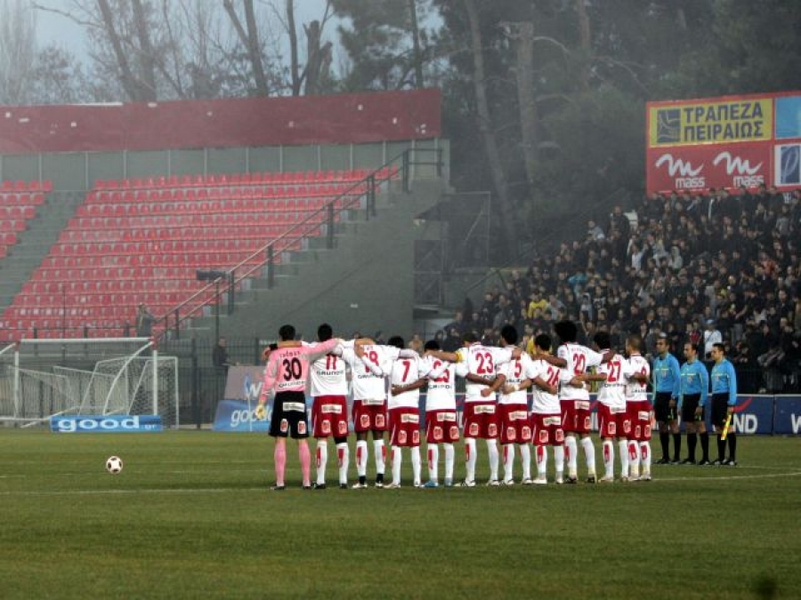 Εργα στο γήπεδο του Πανσερραϊκού