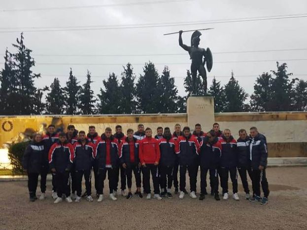Στάση στις Θερμοπύλες