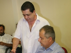 Πηρούνιας: «Αναστολή τώρα»