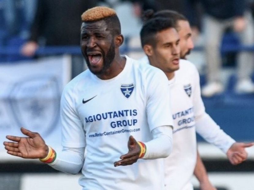 Ανανέωσε ο Τιεντσέ