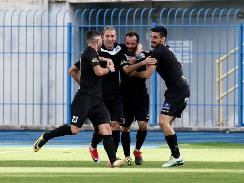 Και έμπειρους και ταλαντούχους