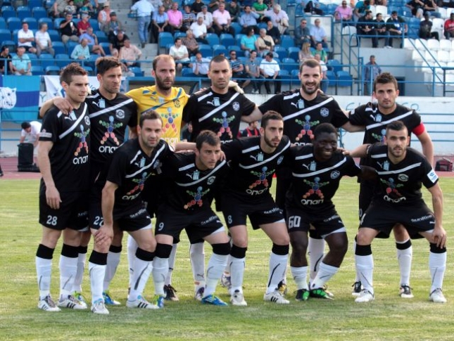 Δεν ρισκάρει με Παπατόλιο
