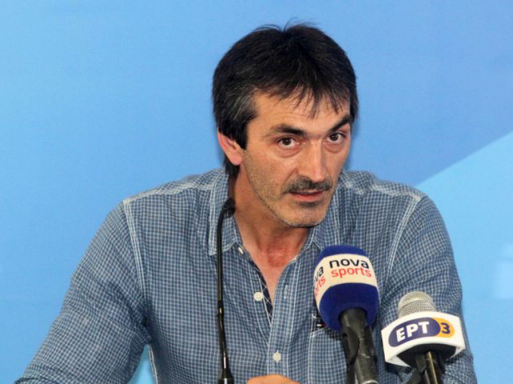 «Απλά βοηθάω τον Αήττητο»