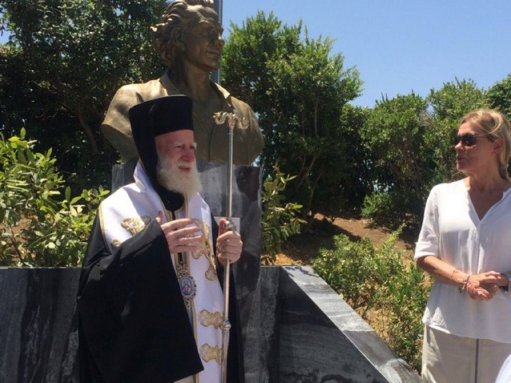Η προτομή του Θόδωρα