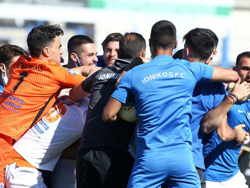 Σαμπάνιες ανόδου ο Ιωνικός!