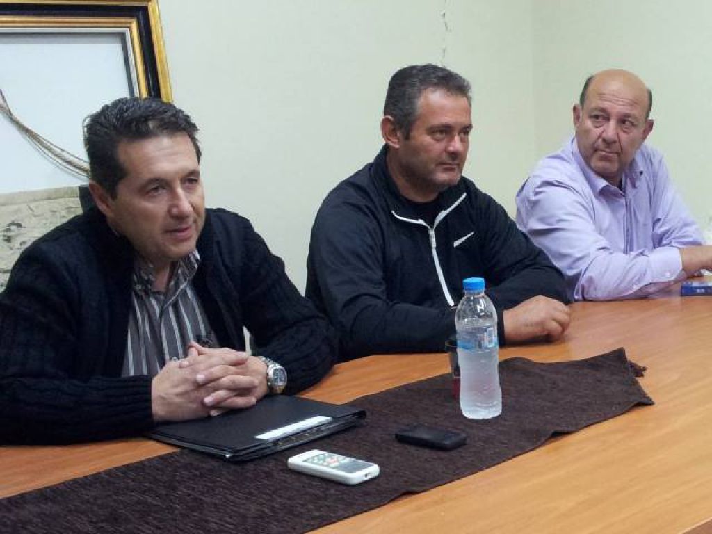 Κλειστά χαρτιά ο Ρέλλας