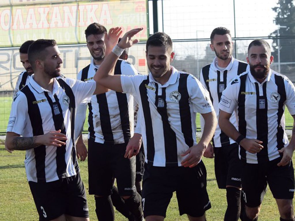 Μέσα ο Κρητικός