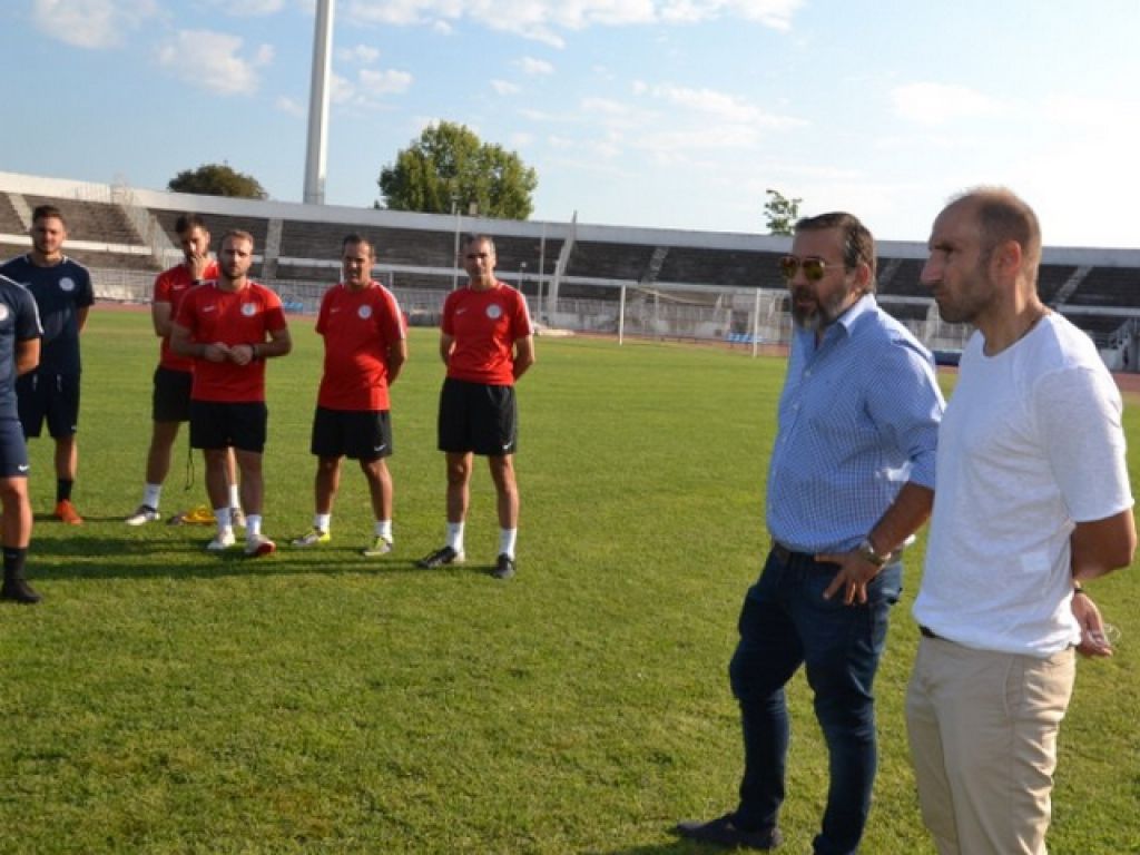Διάψευση Μπαταγιάννη για Νεμπεγλέρα