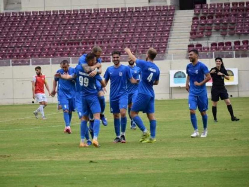 Περίπατος στο AEL FC Arena