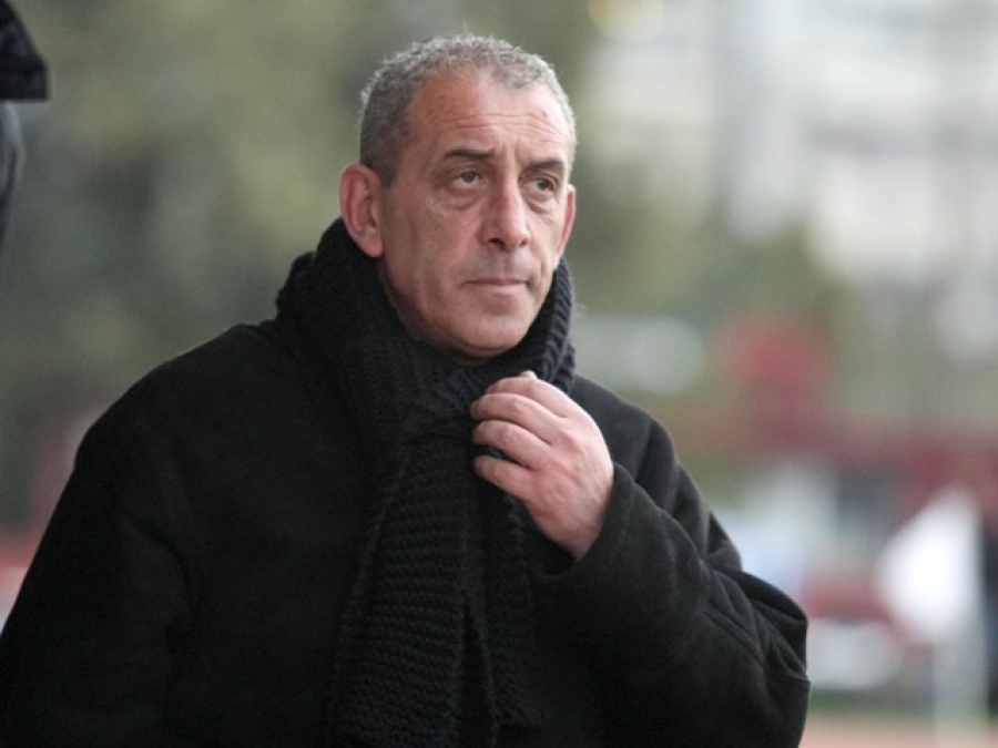 Στην αναμονή ο Αλεξίου