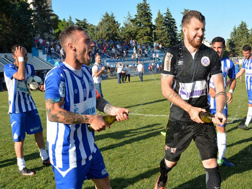 Ακόμα έξι για ανανέωση