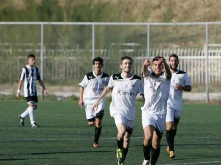 Και οι νέοι στα φιλικά