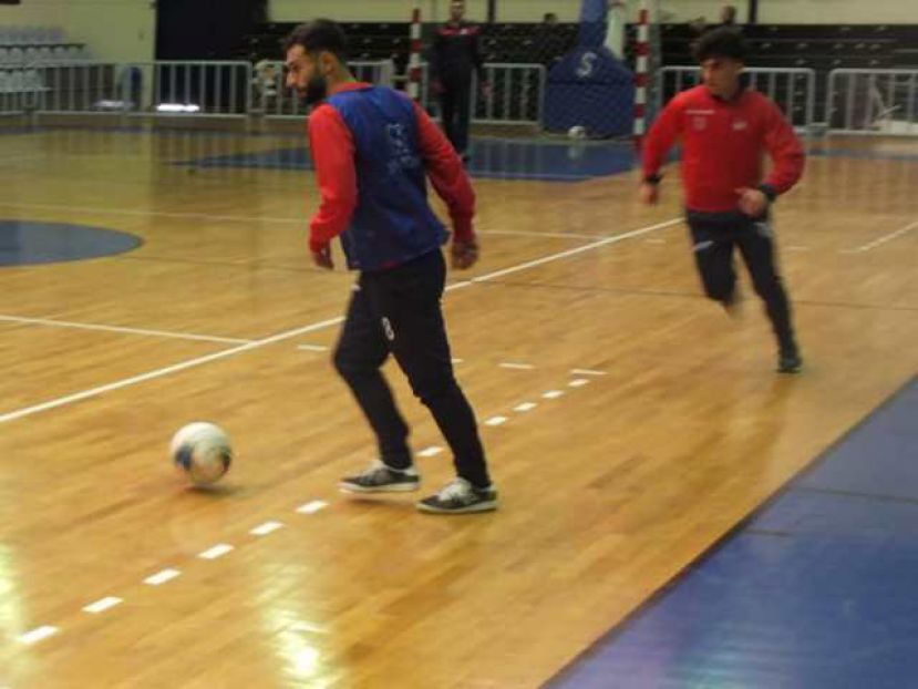 Στο κλειστό ο ΑΟΤ (pics)
