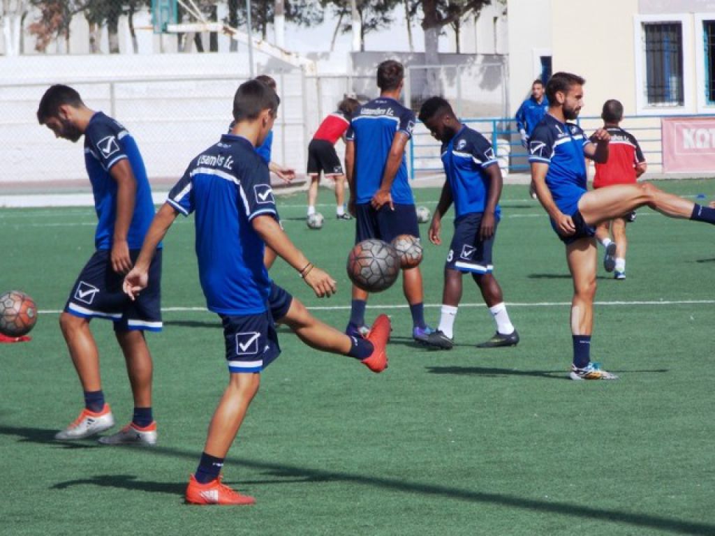 Επιστροφή με πέντε απόντες