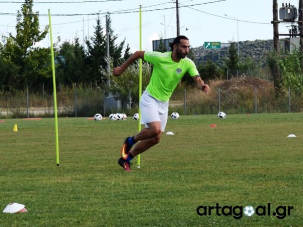 Επικυρώνεται του Μακρή