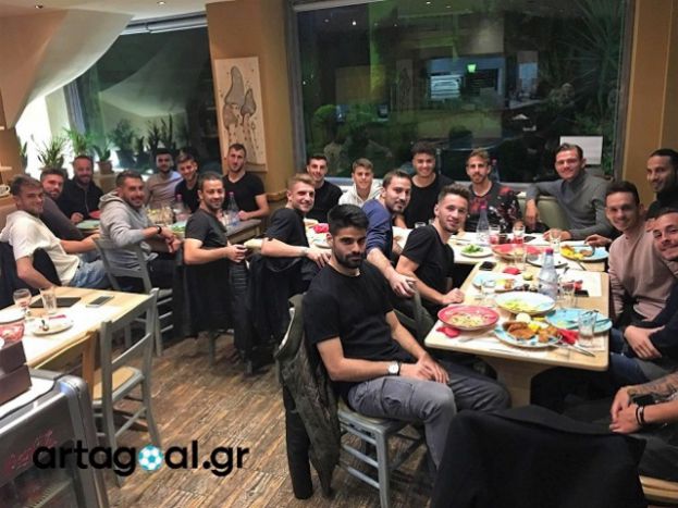 Το κέρασμα του Μακρή