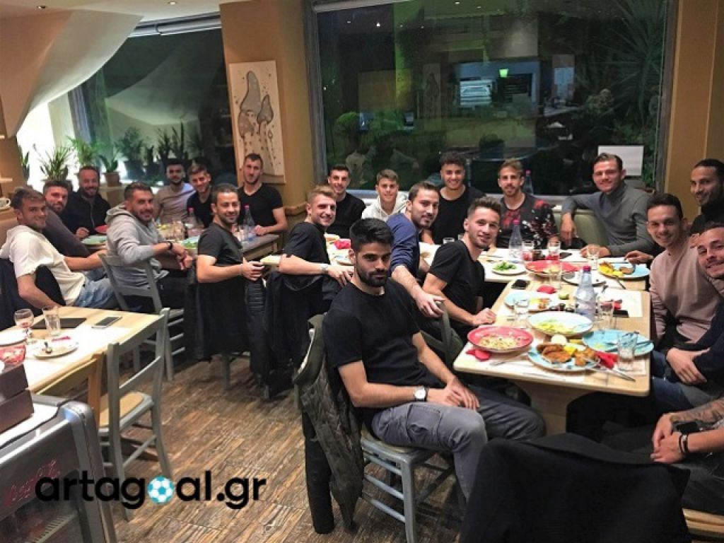 Το κέρασμα του Μακρή