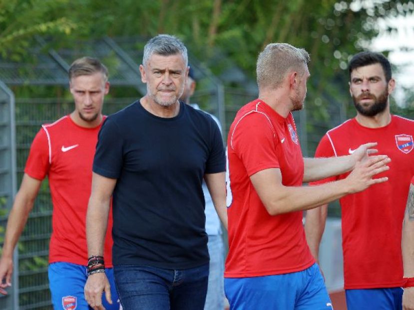 Στο απουσιολόγιο ο Γένσεν