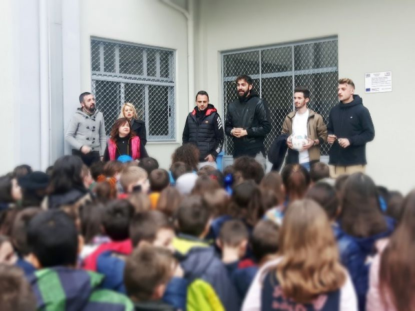 Πήγαν σχολείο (photos)