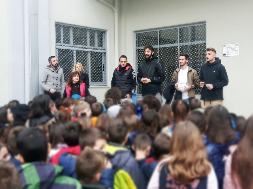 Πήγαν σχολείο (photos)