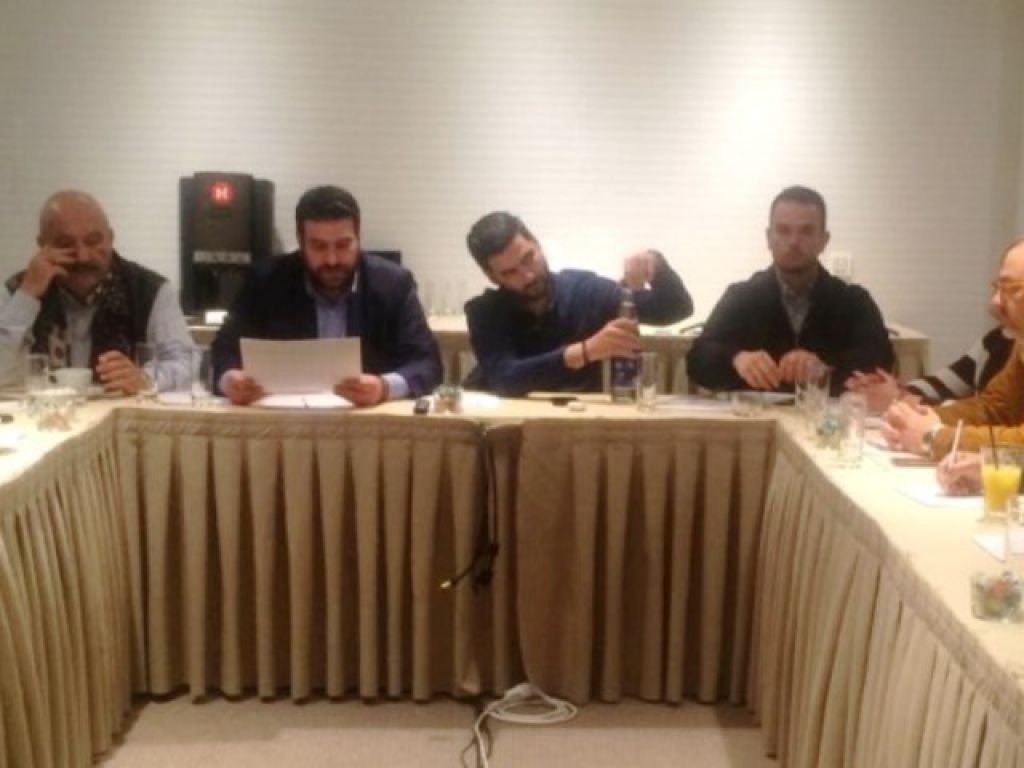 Διοίκηση την Πέμπτη